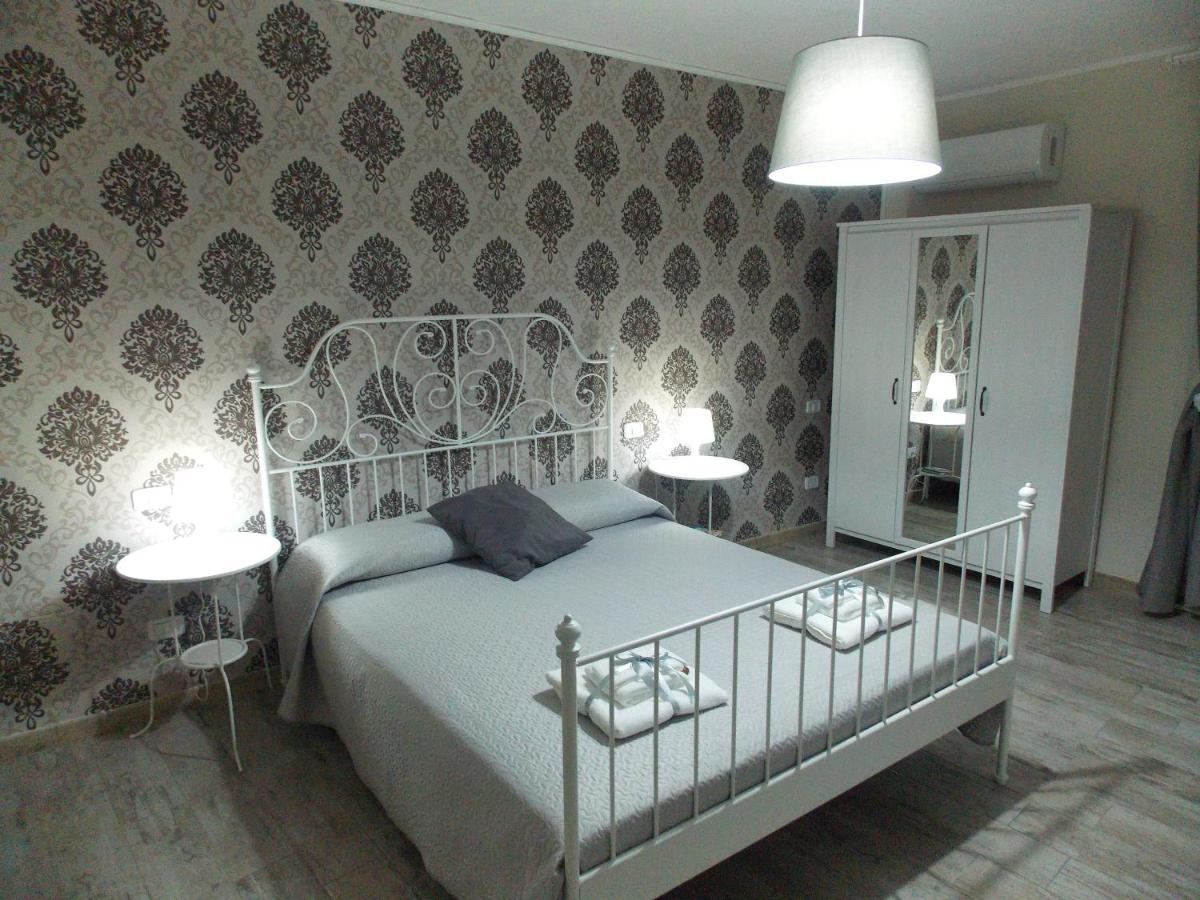 Bed and Breakfast Il Vicoletto Фрашинето Экстерьер фото